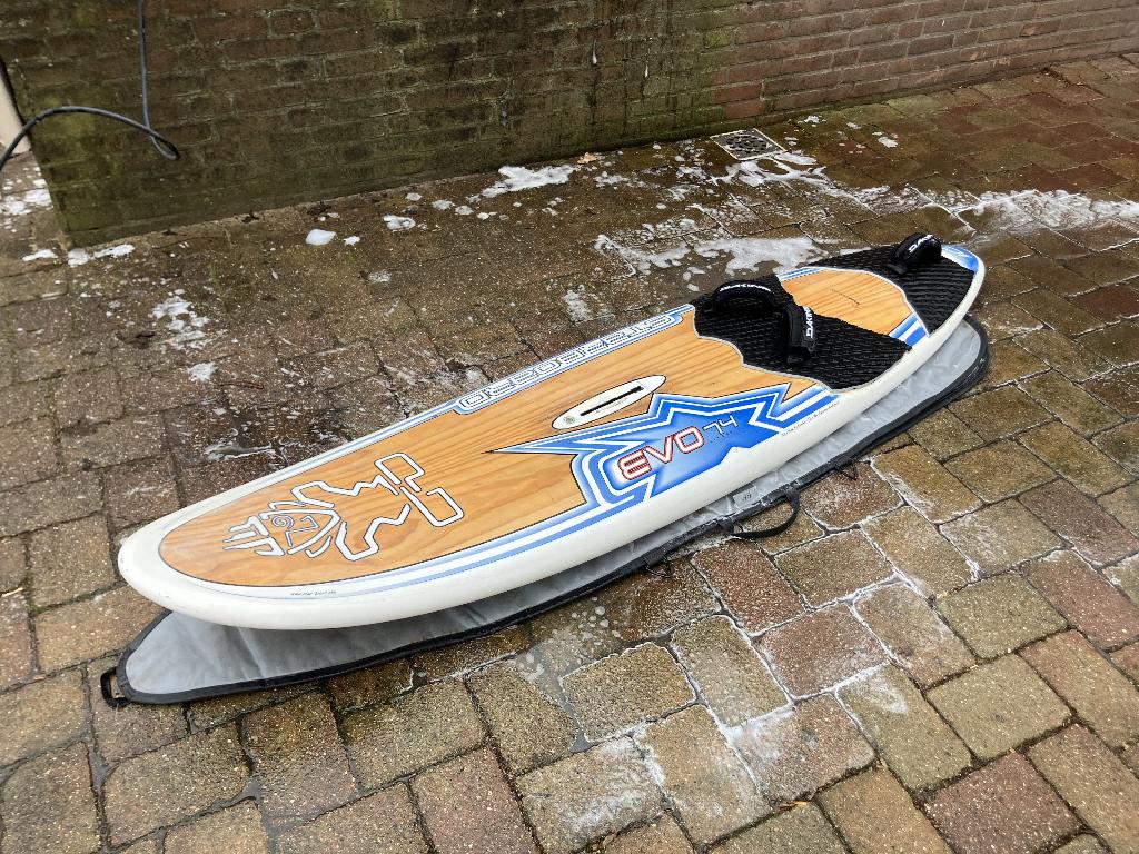 Starboard EVO 74L 233x56, Gebruikt, Minder dan 250 cm, Ophalen of Verzenden, Met vin(nen)
