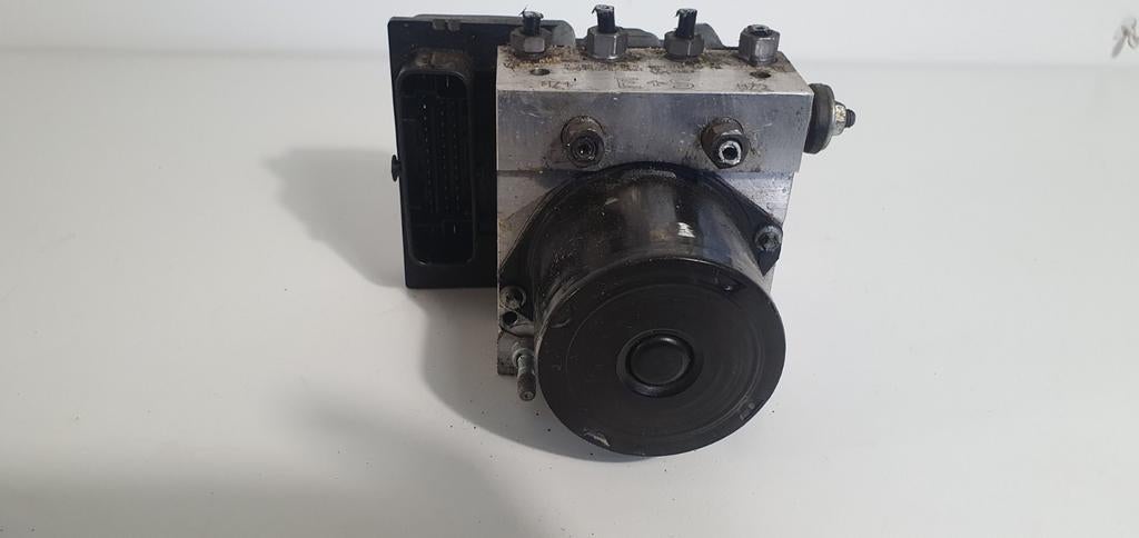 ABS Pomp VW Polo 1.6 TDI 2012, Ophalen of Verzenden, Gebruikt, Volkswagen