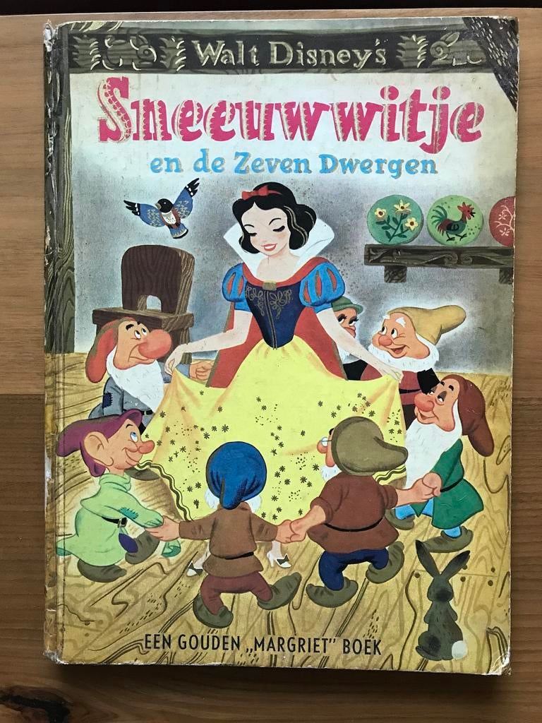 Sneeuwwitje en de Zeven Dwergen :Gouden ,,Margriet" Boek, Gelezen, Walt Disney, Ophalen of Verzenden, Fictie