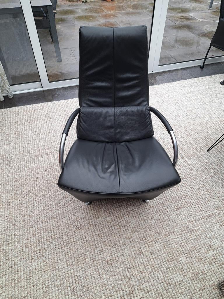 Moderne zwarte leren fauteuil van Sitting Vission, Ophalen, 75 tot 100 cm, Zo goed als nieuw, 75 tot 100 cm