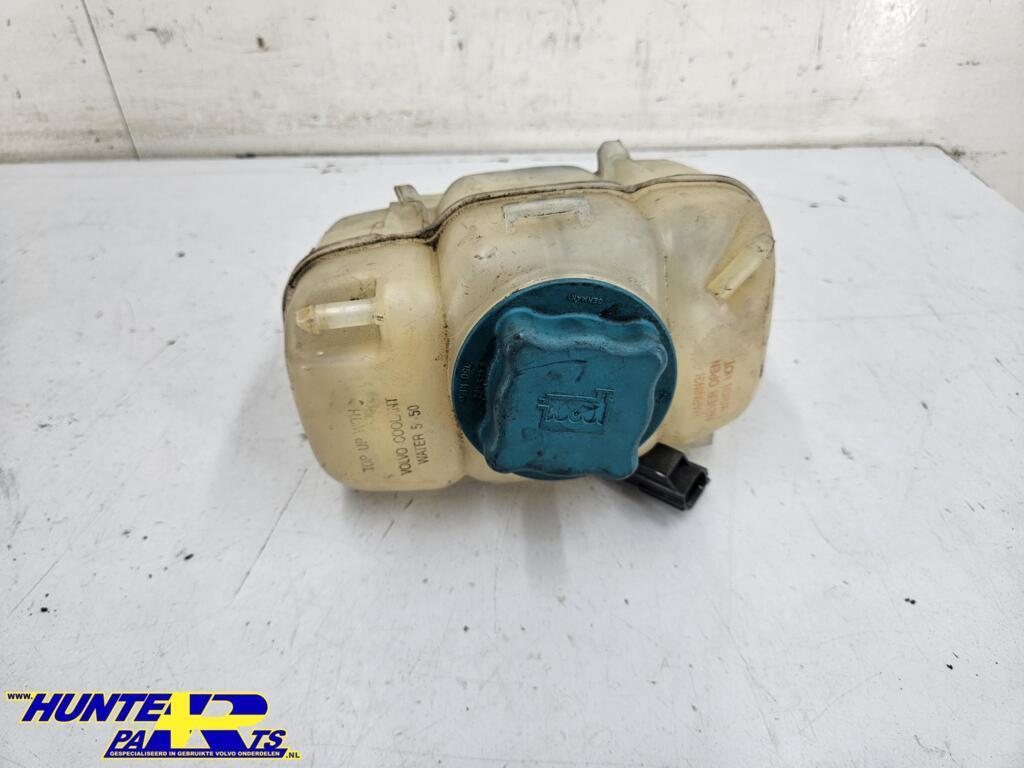 Expansievat Volvo V70/S60/S80/XC90/XC70 ('00-'08) 30723929, Gebruikt, Ophalen of Verzenden, Volvo, Volvo