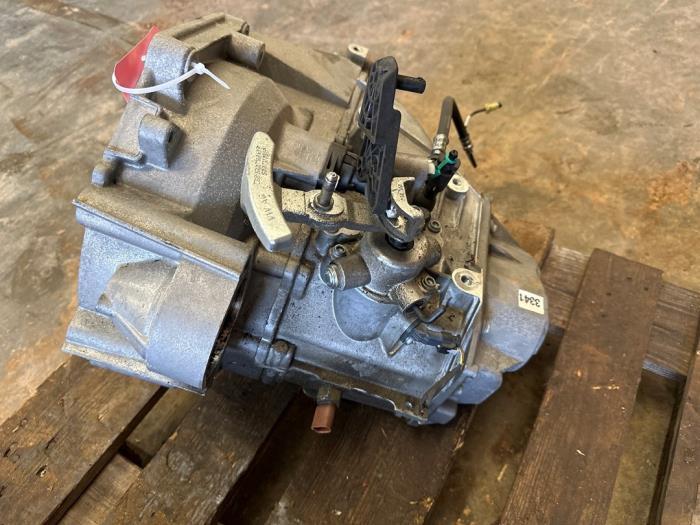 Versnellingsbak van een Volkswagen Polo, Auto-onderdelen, Transmissie en Toebehoren, Volkswagen, Gebruikt, 3 maanden garantie