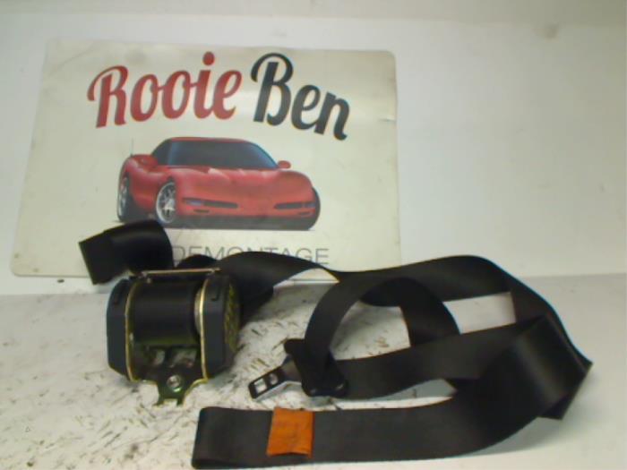 Veiligheidsgordel rechts-voor van een Ford Focus, Gebruikt, -, -, Ophalen of Verzenden