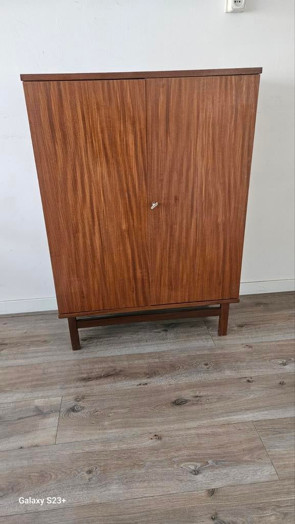 Vintage Retro Kast met 2 Deuren en Planken, Ophalen of Verzenden