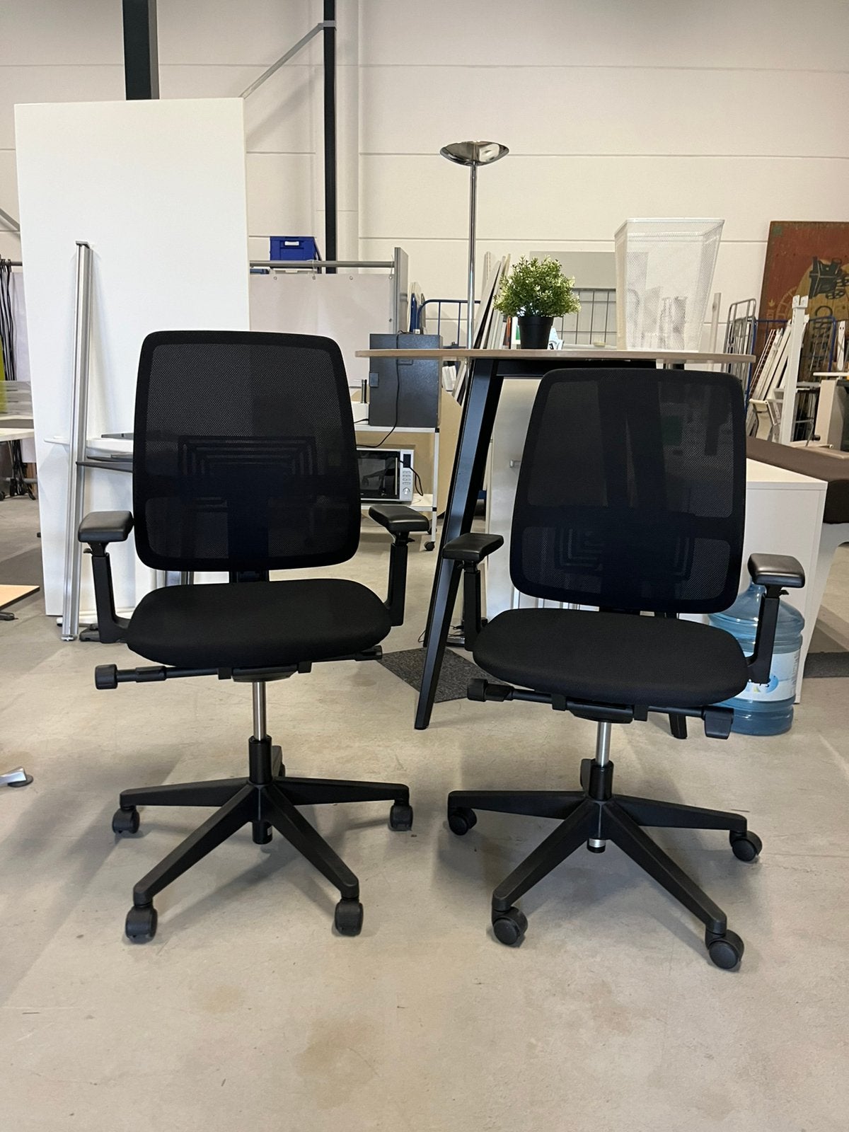 Haworth bureaustoel zwarte label, met gasveer 58 cm hoog, Ophalen, Geen, Zo goed als nieuw, Bureaustoel