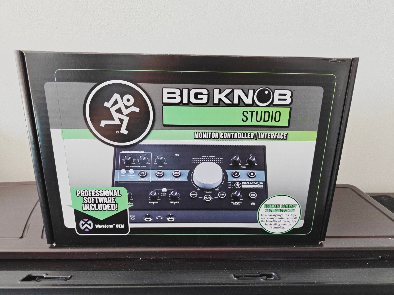 Mackie Big Knob Studio Monitor Controller (nieuw), Ophalen of Verzenden, Nieuw, Minder dan 5 kanalen, Microfooningang