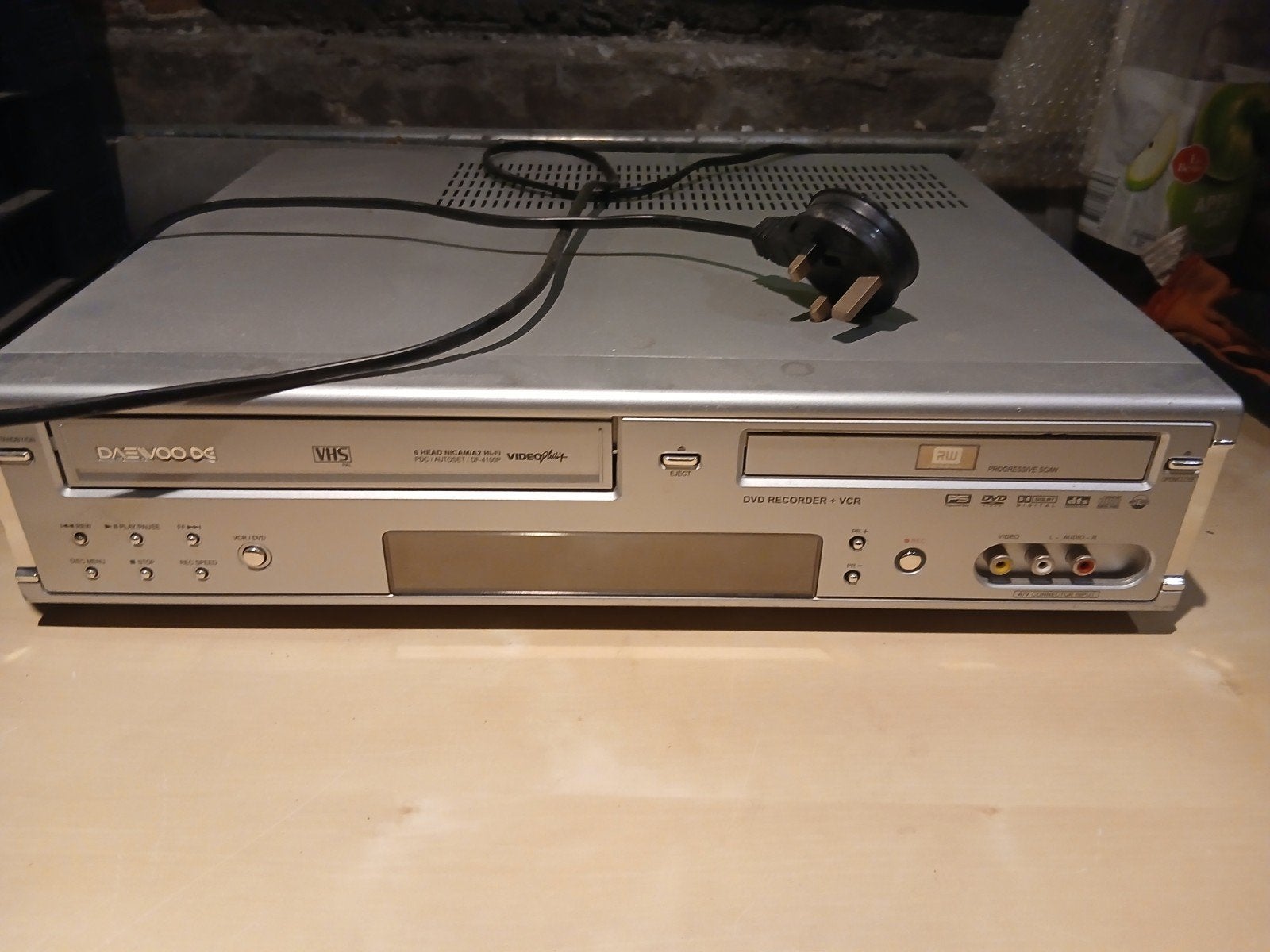 Daewoo DVG-4000N VHS-speler en DVD-recorder combo, Ophalen, Gebruikt, VHS-speler of -recorder