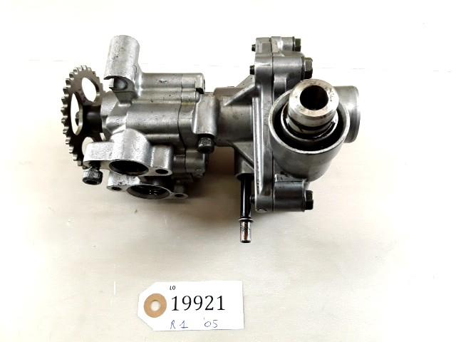 R1 2004 - 2006 Yamaha Motorblok onderdelen Oliepomp D1-37401