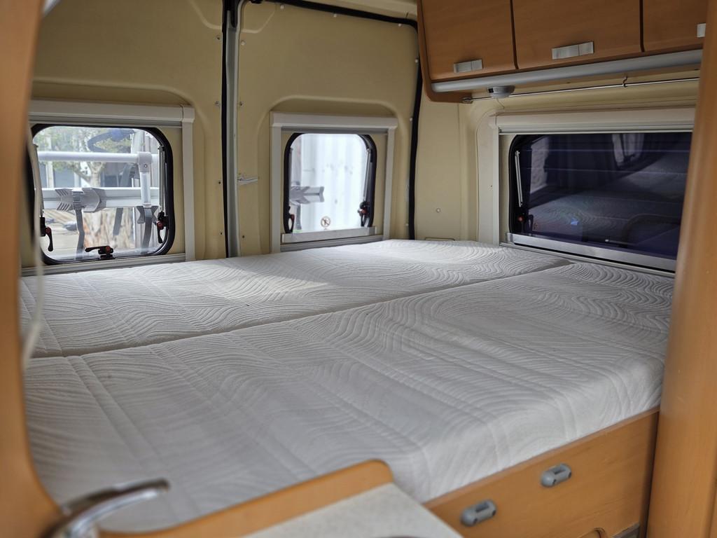 Karmann-Mobil 5,40 vastbed tiny house off grid distributie n, Caravans en Kamperen, Buscamper of Camperbus, Ringverwarming, Info@autohuysruurlo.nl