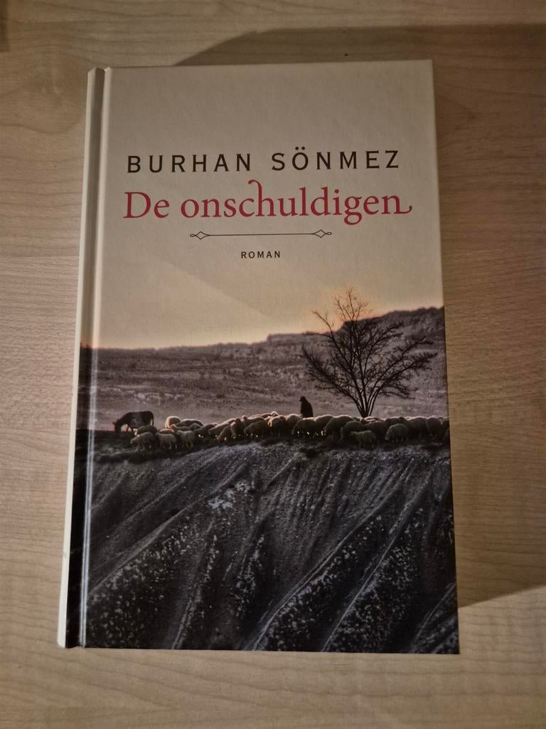 De onschuldigen - Burhan Sonmez ***zgan***, Ophalen of Verzenden, Zo goed als nieuw