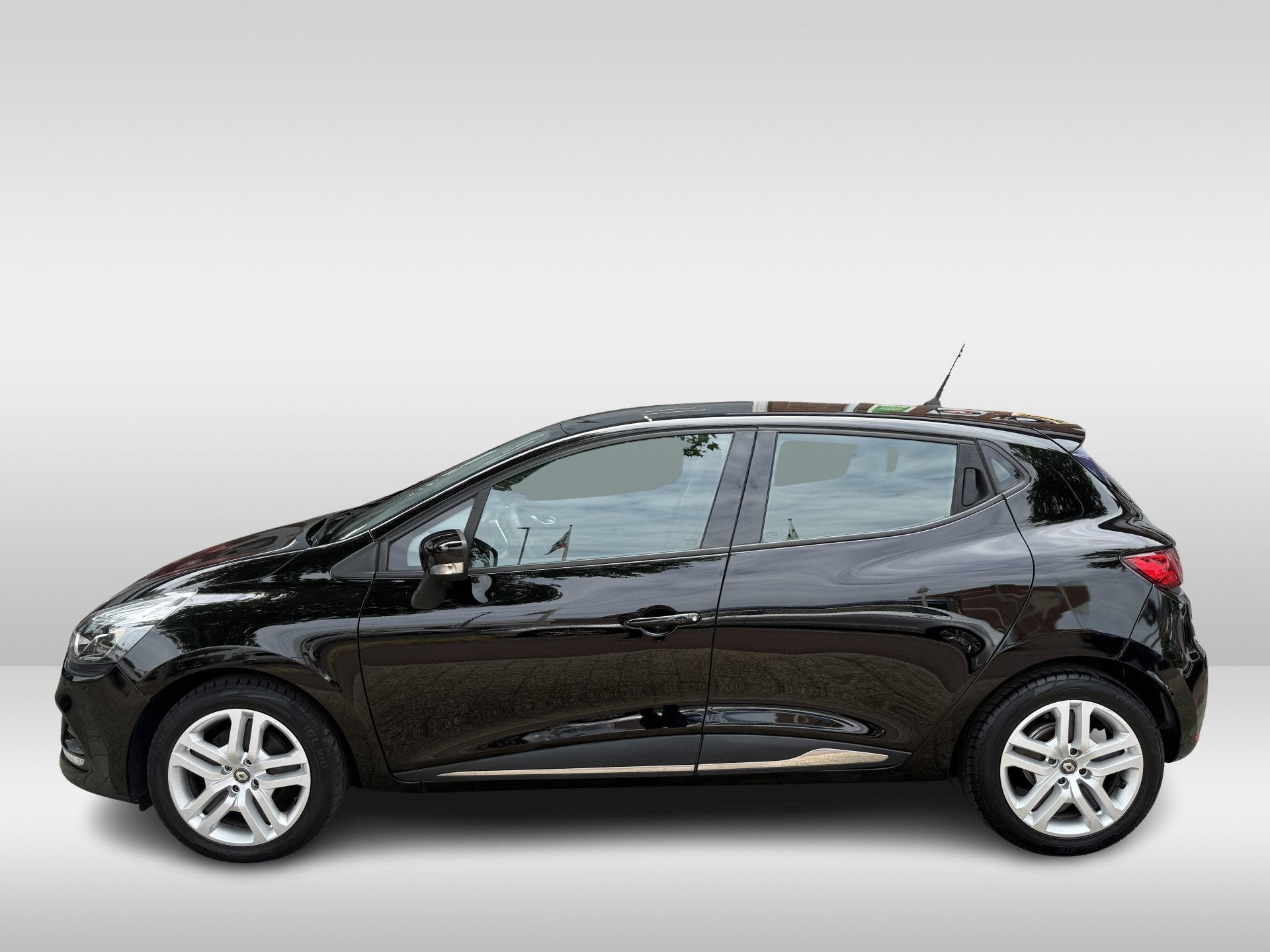 Renault Clio 0.9 TCe Zen | airco | elektrische ramen | cruis, Voorwielaandrijving, 898 cc, Stof, Gebruikt