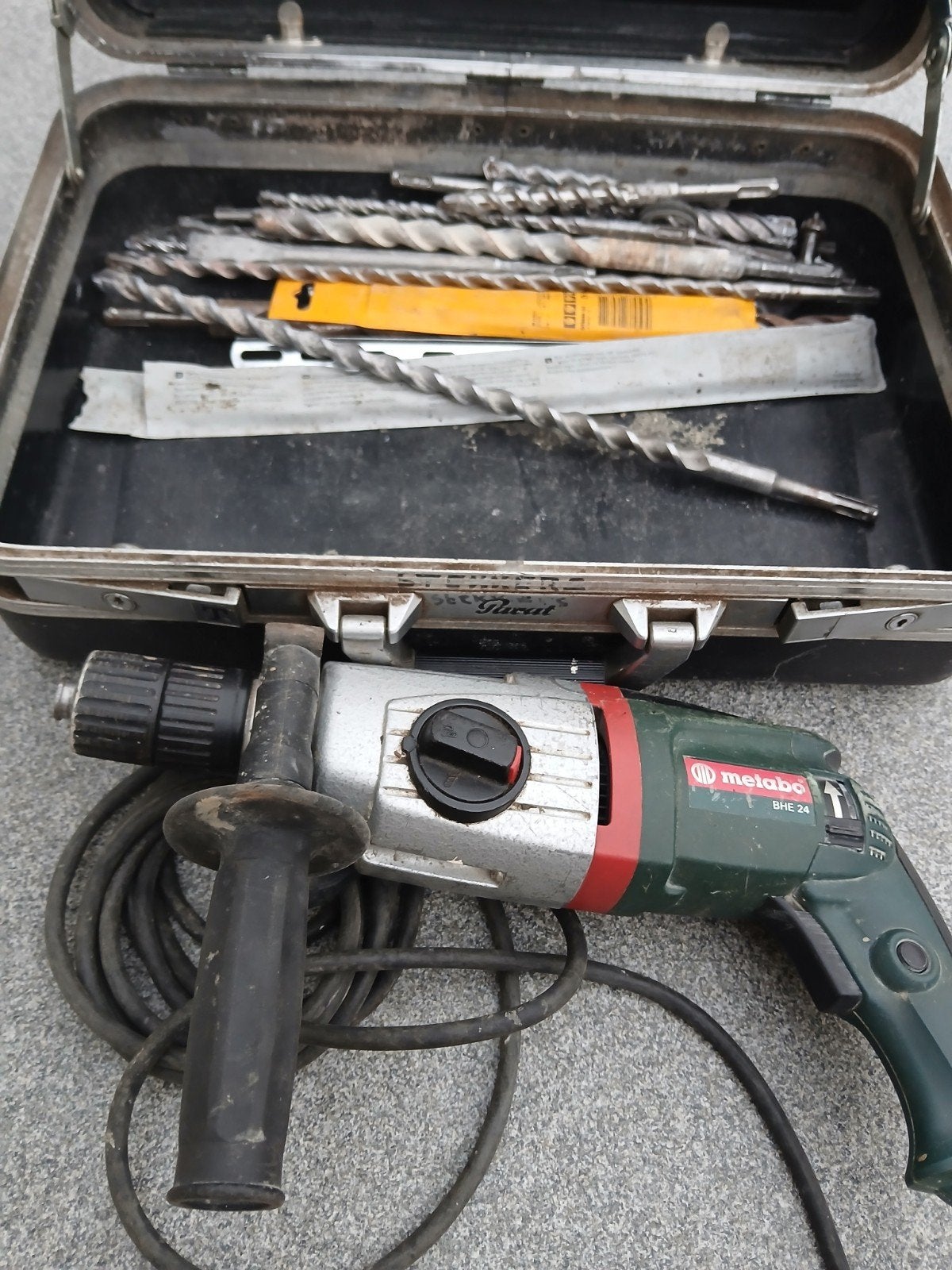 metabo BHE 24 boorhamer inc verschillende boren, Ophalen of Verzenden, Boormachine