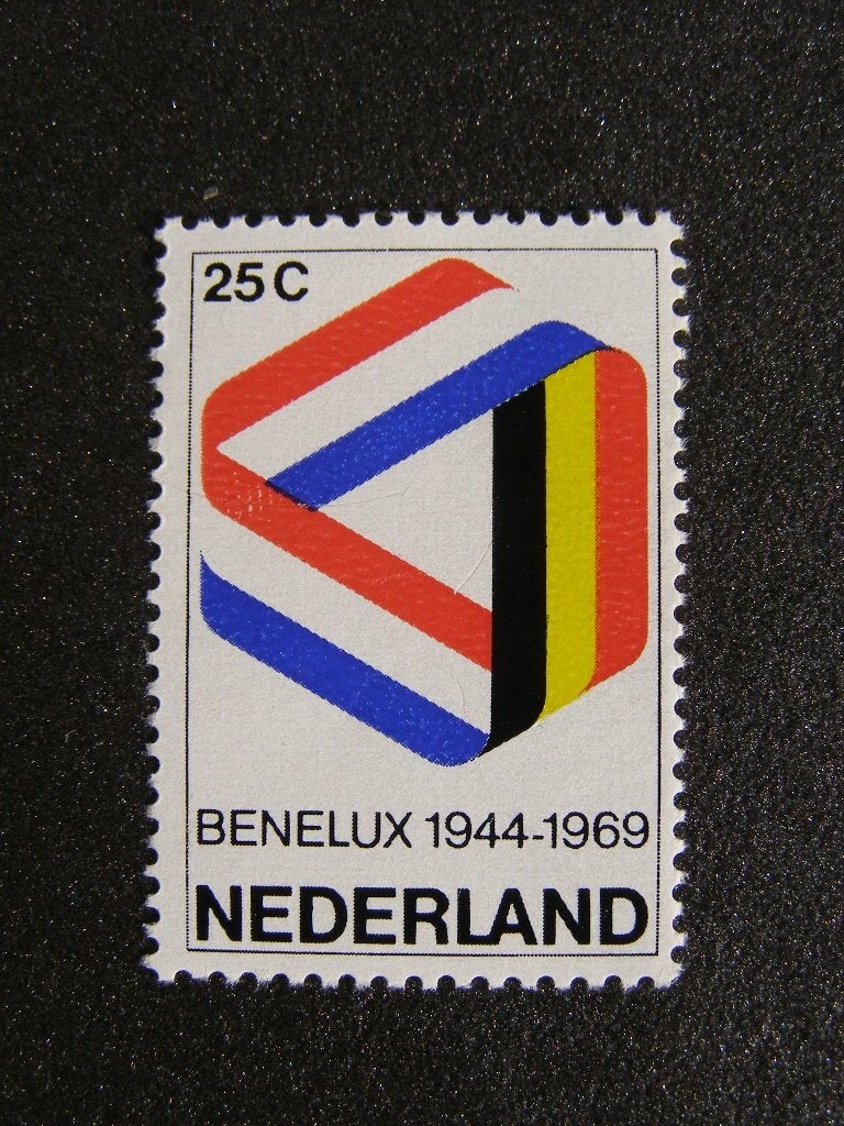 1969: NVPH 930 Benelux, 1944-1969; postfris / originele gom, Ophalen of Verzenden, Na 1940, Postfris
