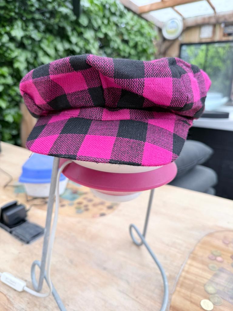 Dames baret te koop., Ophalen of Verzenden, Nieuw, 56 of 57 cm (M, 7 of 7⅛ inch), Pet