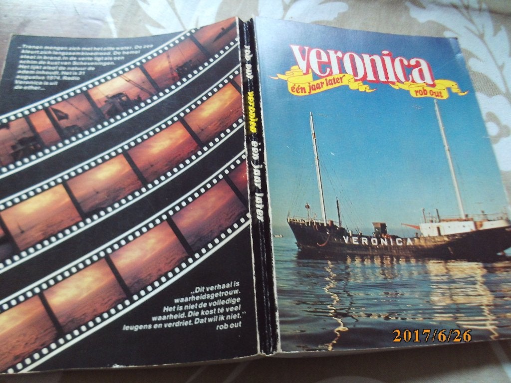 Radio Veronica een jaar later logboek 15 jaar Rob Out 1975, Gelezen, Rob Out, Ophalen of Verzenden, Overige onderwerpen