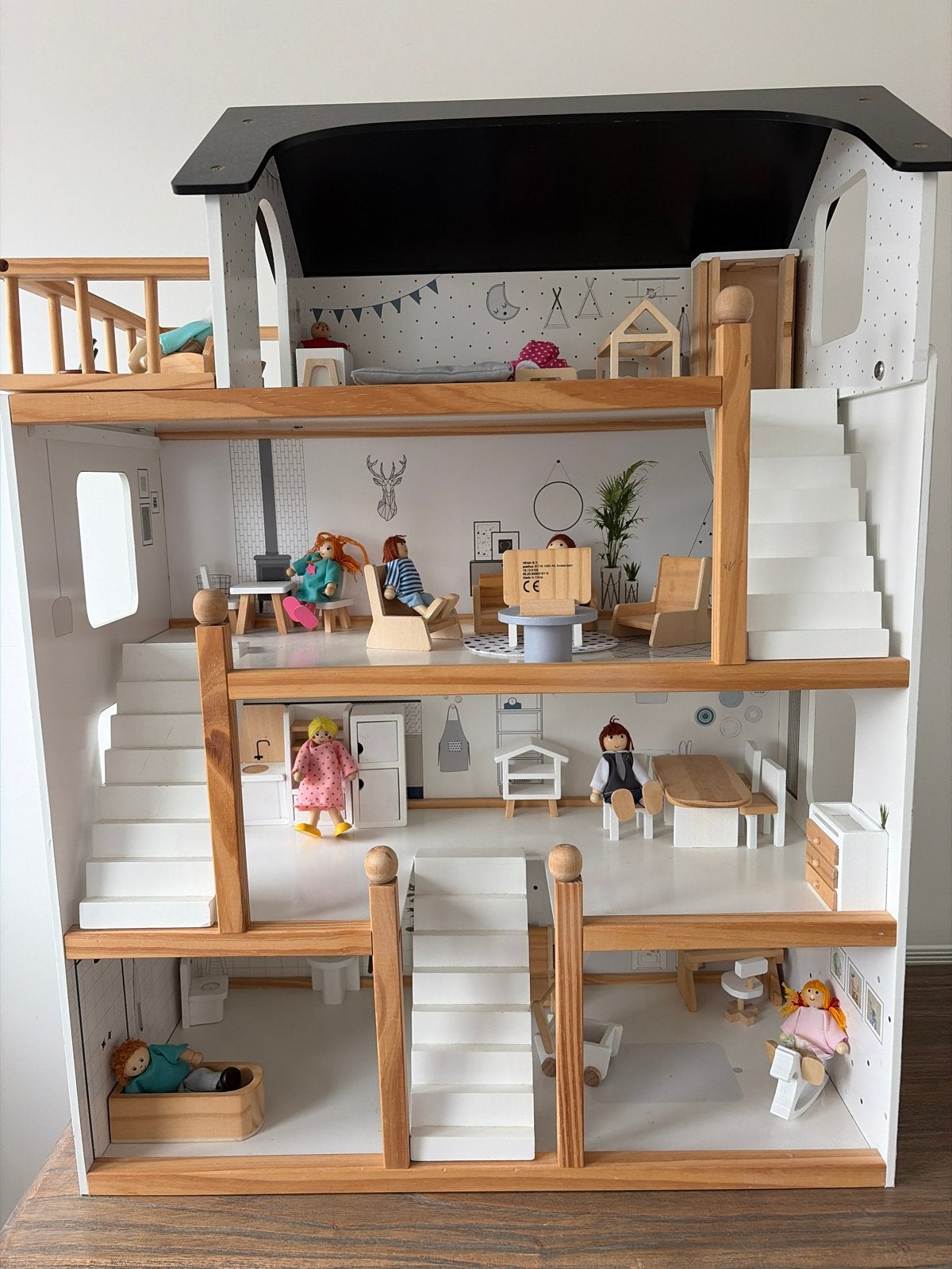 Petite Amélie XL houten poppenhuis incl. meubels en poppen, Kinderen en Baby's, Ophalen of Verzenden, Gebruikt, Poppenhuis