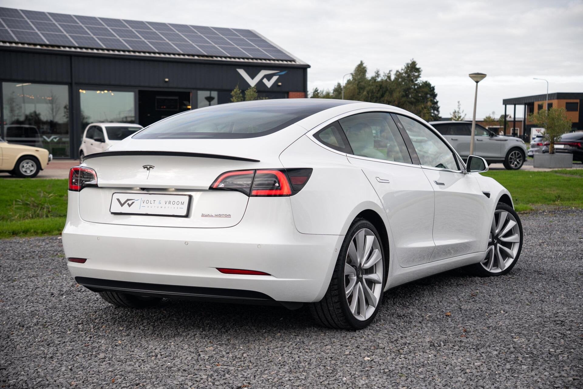 Tesla Model 3 Performance AWD 75 kWh|Org NL NAP|1 Eig|Panora, Auto's, Automaat, Dealer onderhouden, 462 pk, 24 min