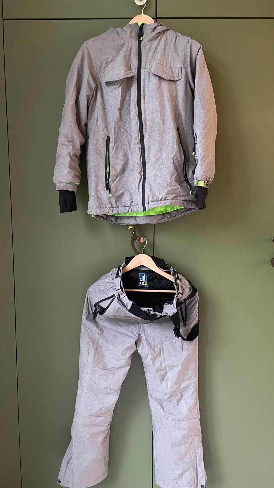 Skipak grijs mountain 164, Kleding | Dames, Ophalen of Verzenden, Zo goed als nieuw, Maat 34 (XS) of kleiner, Pak