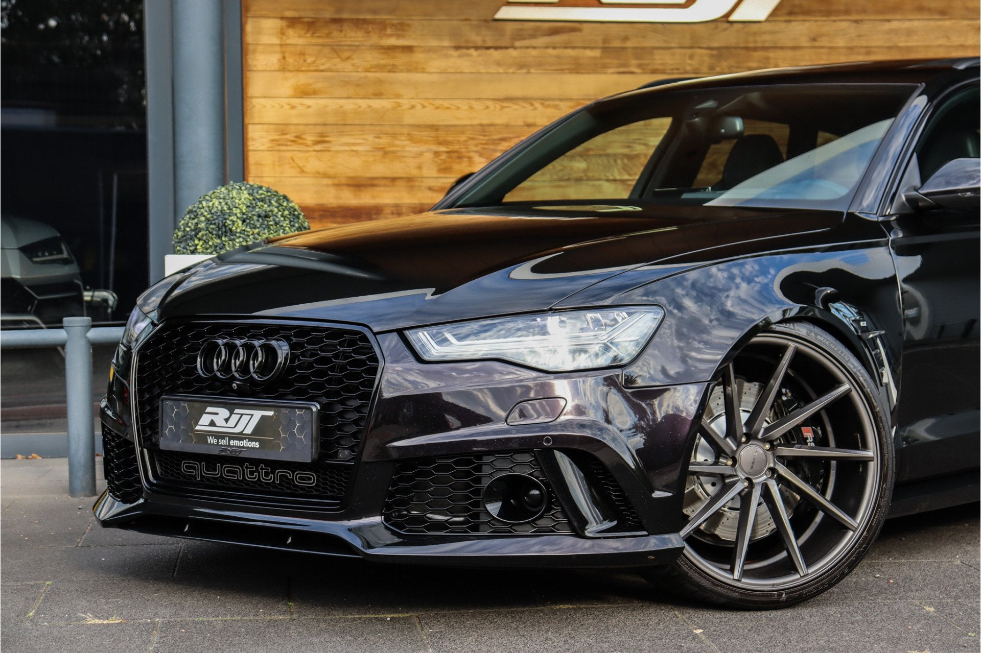 Audi RS6 4.0 V8 MTM-700 / ABT *KW onderstel/22"/Pano/HUD/360, Automaat, Dealer onderhouden, 700 pk, Gebruikt