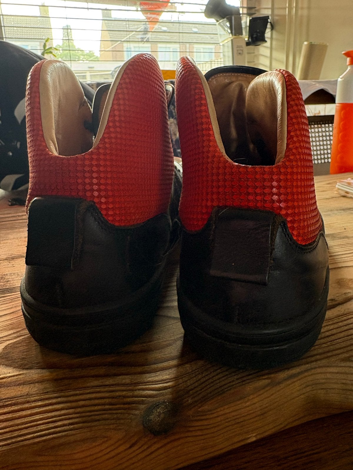 Dries Van Noten sneakers - Zwart met rood accent, Ophalen of Verzenden, Gedragen, Zwart, Sneakers of Gympen