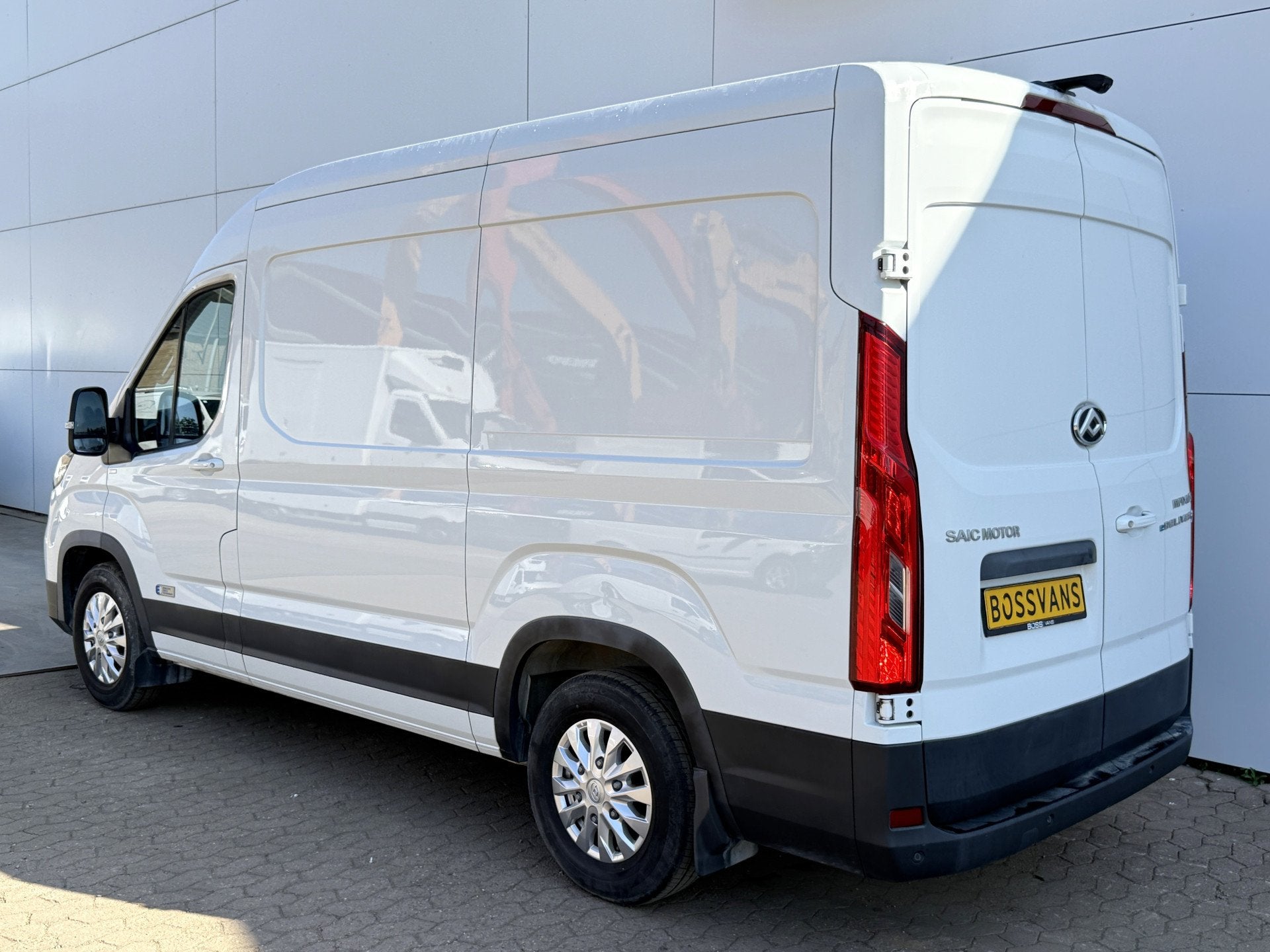 Maxus eDeliver 9 72 kWh 204PK L2H2 280km WLTP Snelladen LED, Stof, Zwart, Maxus, 204 pk