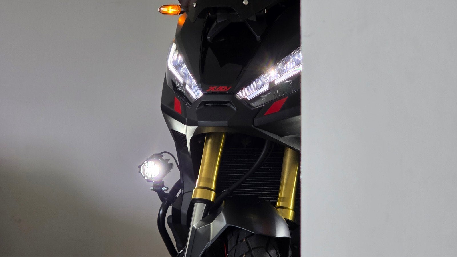 Honda X-ADV 750 (2023) - 9,700 km, 750 cc, 2 cilinders, Occasion, Motorrijbewijs A