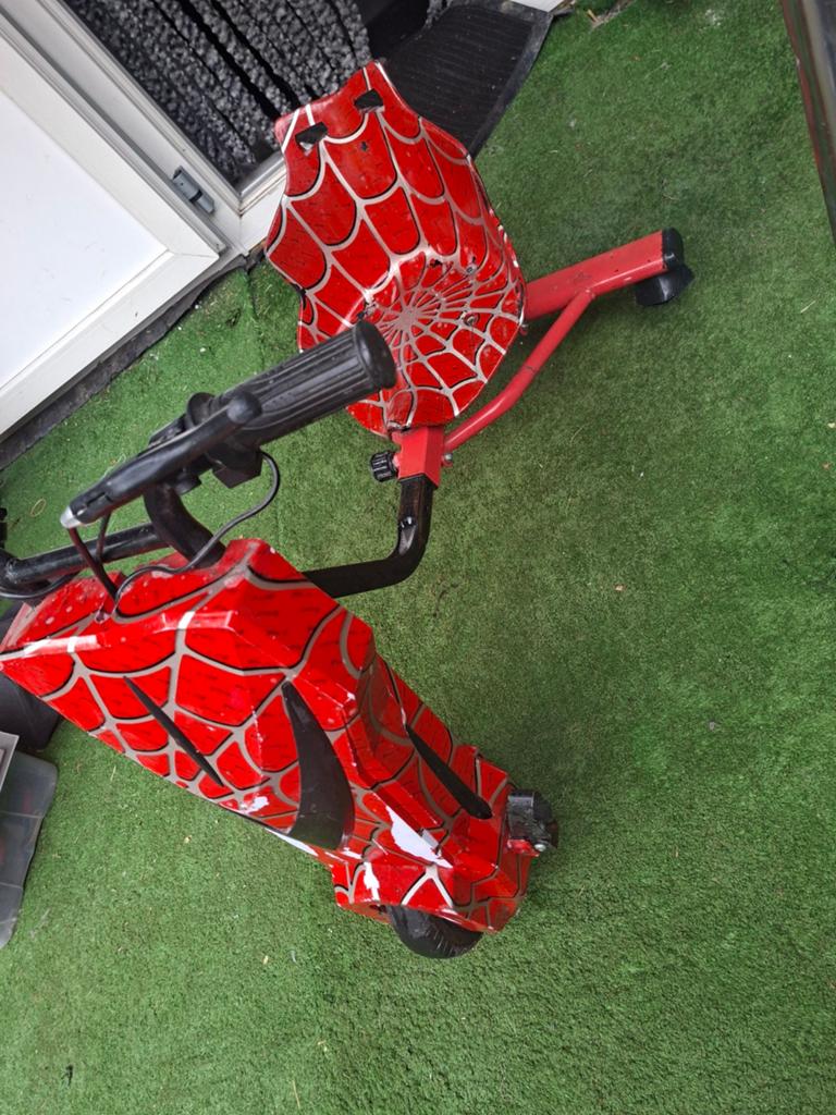 Spiderman voertuig - Elektrische Drift Trike, Fietsen en Brommers, Ophalen of Verzenden, Gebruikt