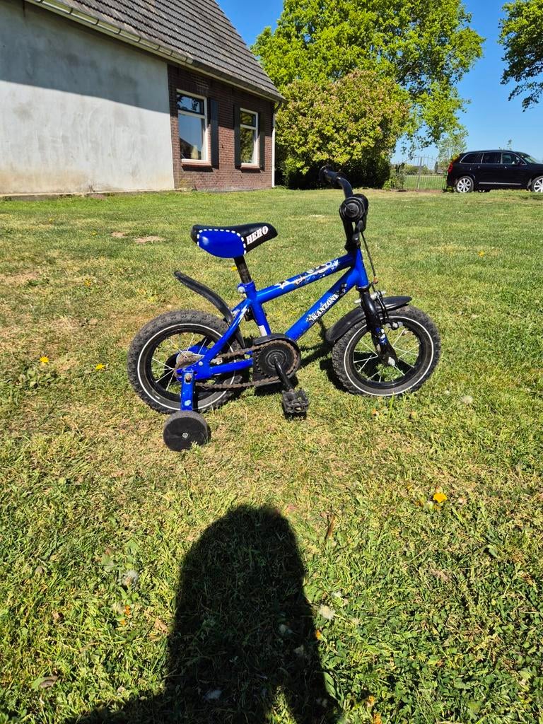 Blauwe kinderfiets met zijwieltjes - Puky, Fietsen en Brommers, Fietsen | Kinderfietsjes, Ophalen of Verzenden