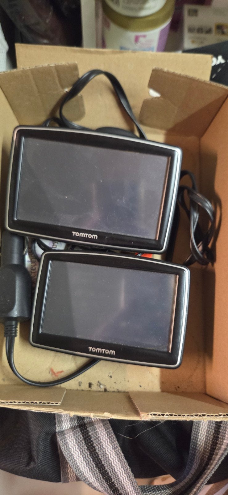 2 TomTom navigatiesystemen - Gebruikt, Ophalen of Verzenden, Gebruikt