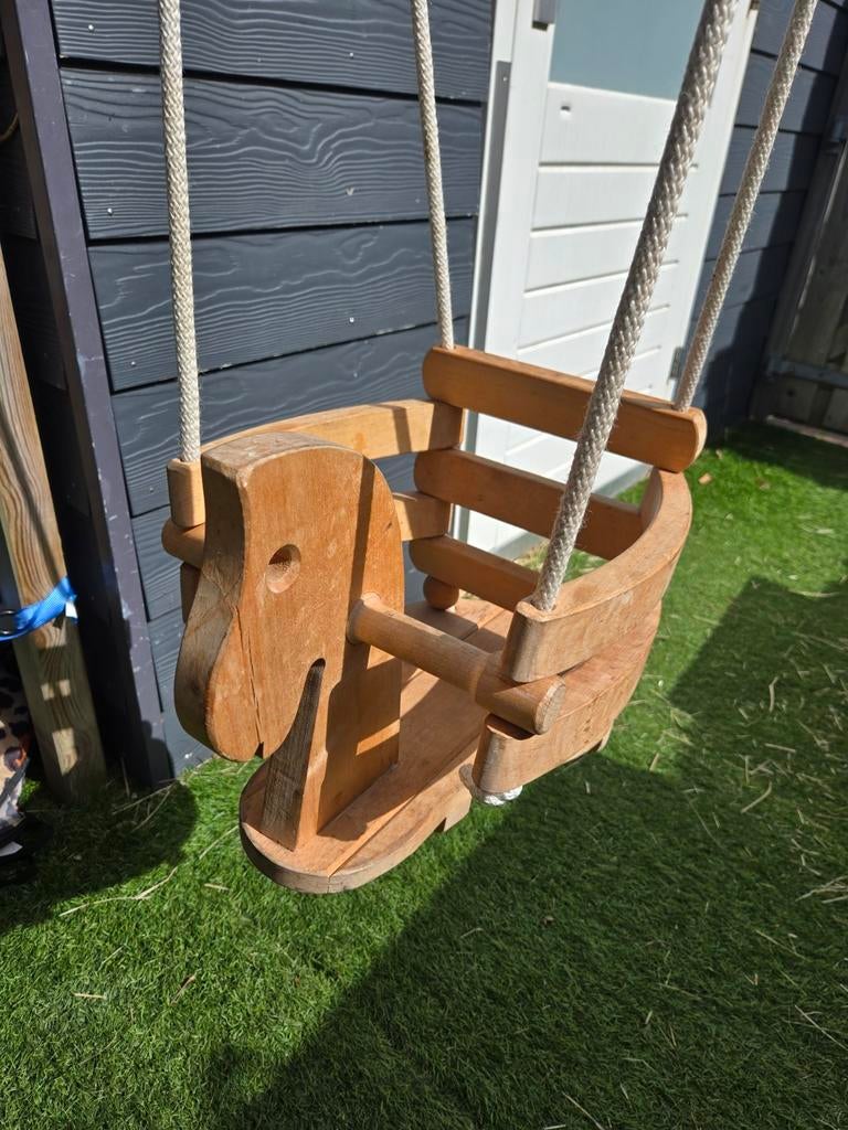 Houten babyschommel paard, Ophalen
