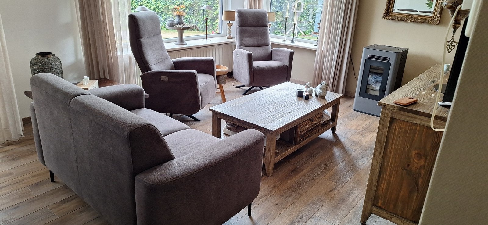 2 Relax fauteuils electrische + 2 zitsbank set., Ophalen, Modern., 75 tot 100 cm, Zo goed als nieuw