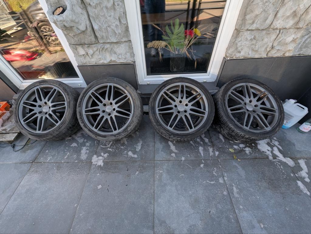 Audi/VW velgen 245x40x18 - 5x112, Auto-onderdelen, Banden en Velgen, 18 inch, Banden en Velgen, Personenwagen, Gebruikt