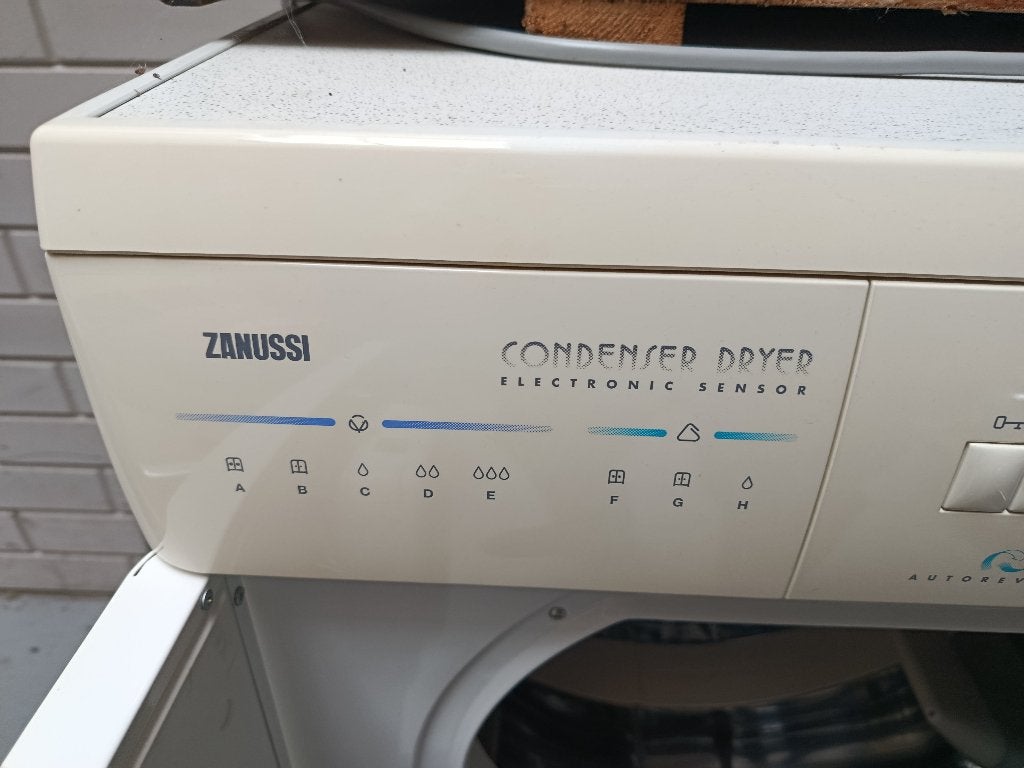 condens droger, Ophalen, 6 tot 8 kg, Zo goed als nieuw, Voorlader