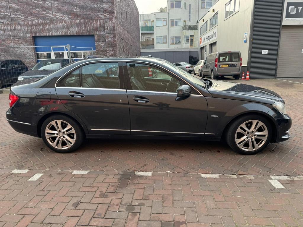 Mercedes-Benz C-Klasse 1.8 C200 Kompressor Sedan AUT 2012, Auto's, 1800 kg, Zwart, 4 cilinders, 1796 cc