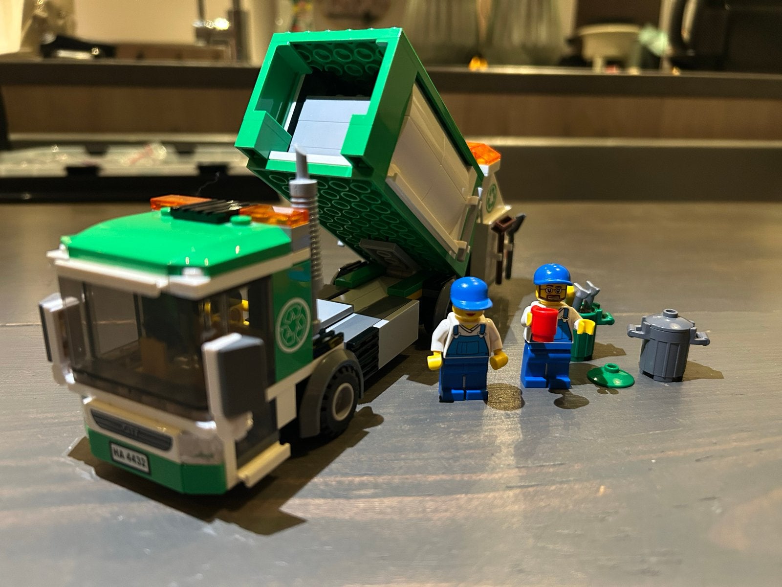 Lego City Vuilniswagen met 2 Figuren en Accessoires, Ophalen of Verzenden, Gebruikt