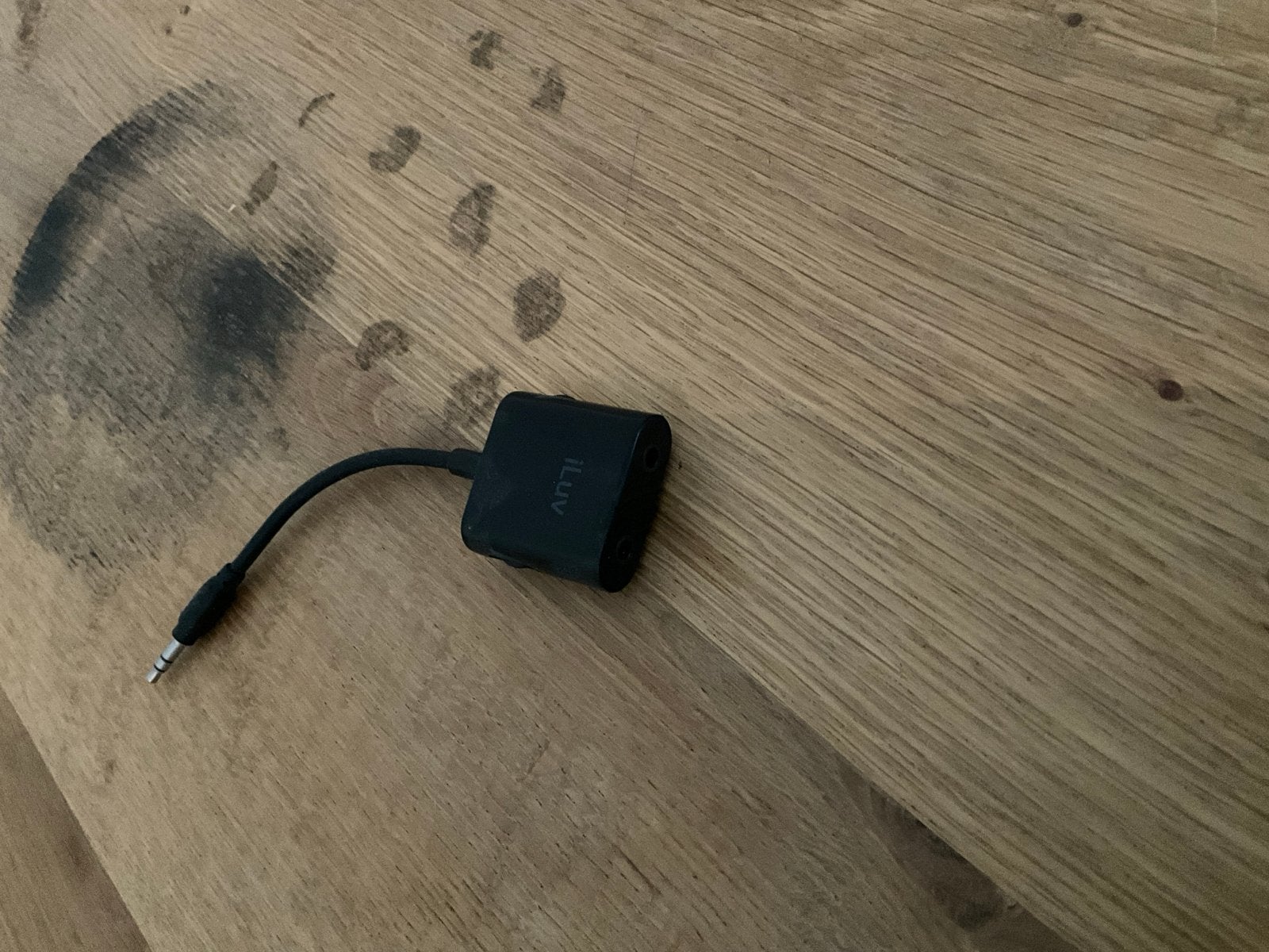 iLuv audio splitter - deel je muziek, Ophalen of Verzenden, Gebruikt, Minder dan 2 meter, Overige kabels