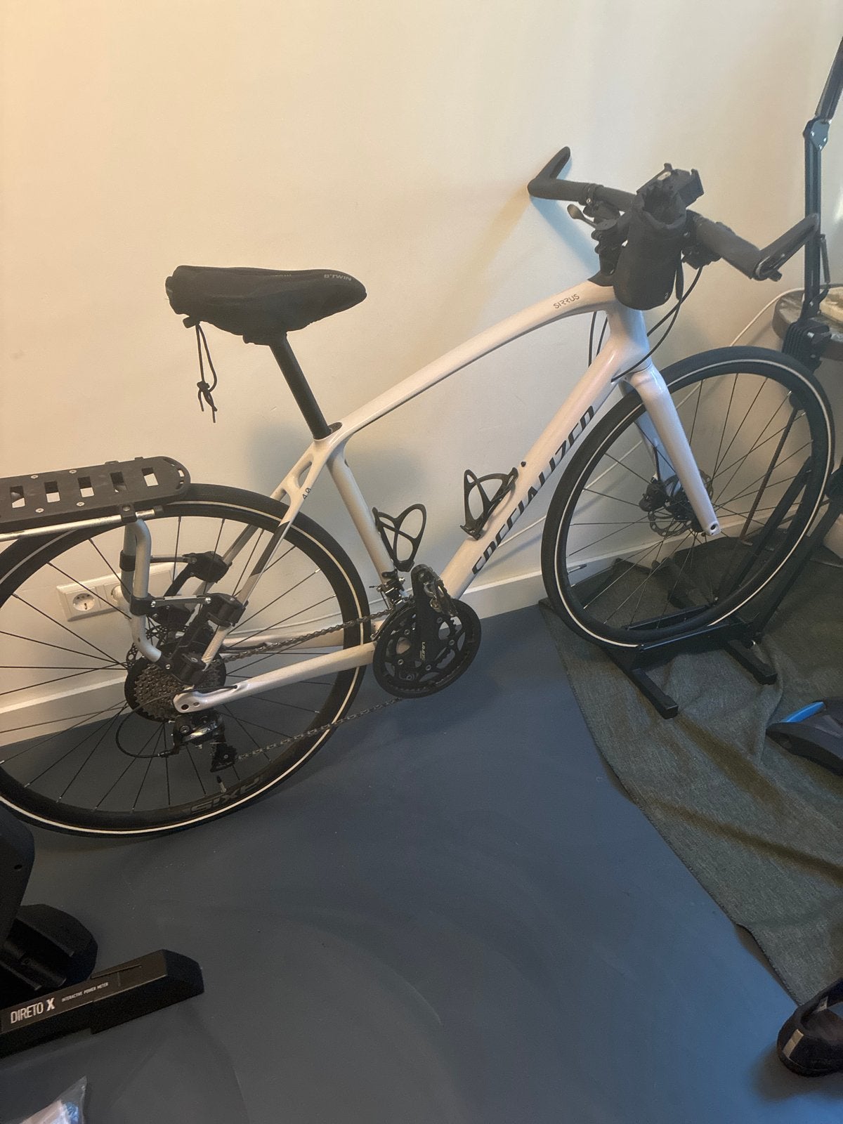 Specialized Sirrus 4.0 Carbon fiets - Maat M, 28 inch, Zo goed als nieuw, Schijfrem, Ophalen