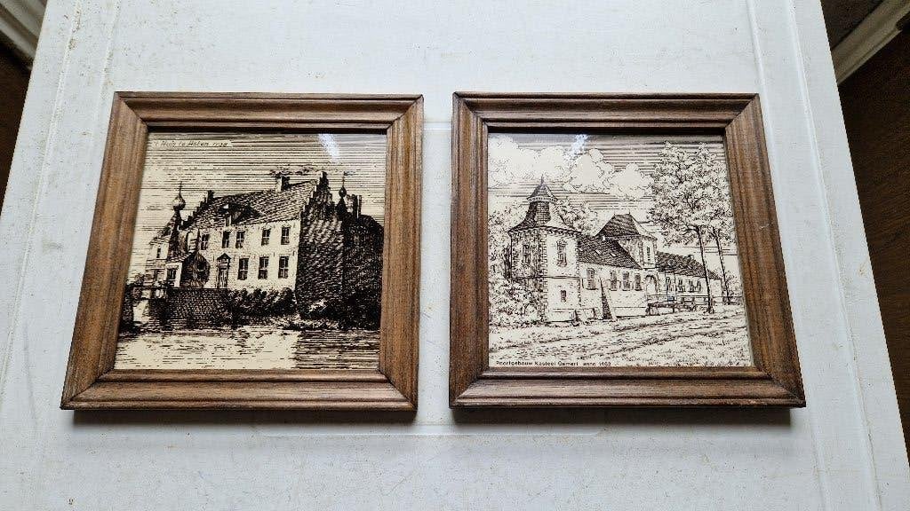 2 oude tegeltjes in lijst asten-gemert, Ophalen of Verzenden