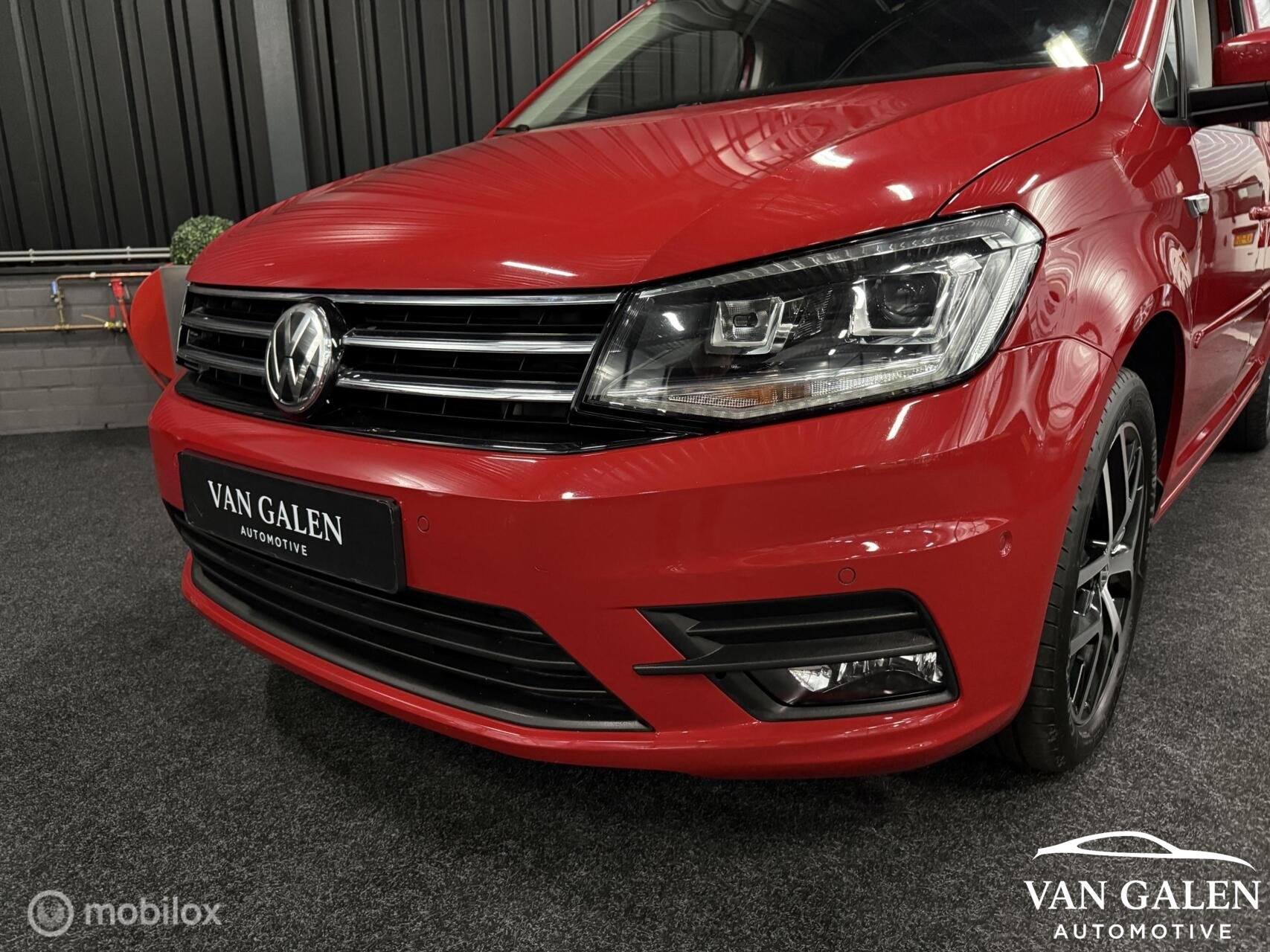 Volkswagen Caddy Combi 1.4 TSI DSG Airco|LED|Xenon|Trekhaak|, Auto's, 12 maanden, 125 pk, Gebruikt, Automatische klimaatregeling