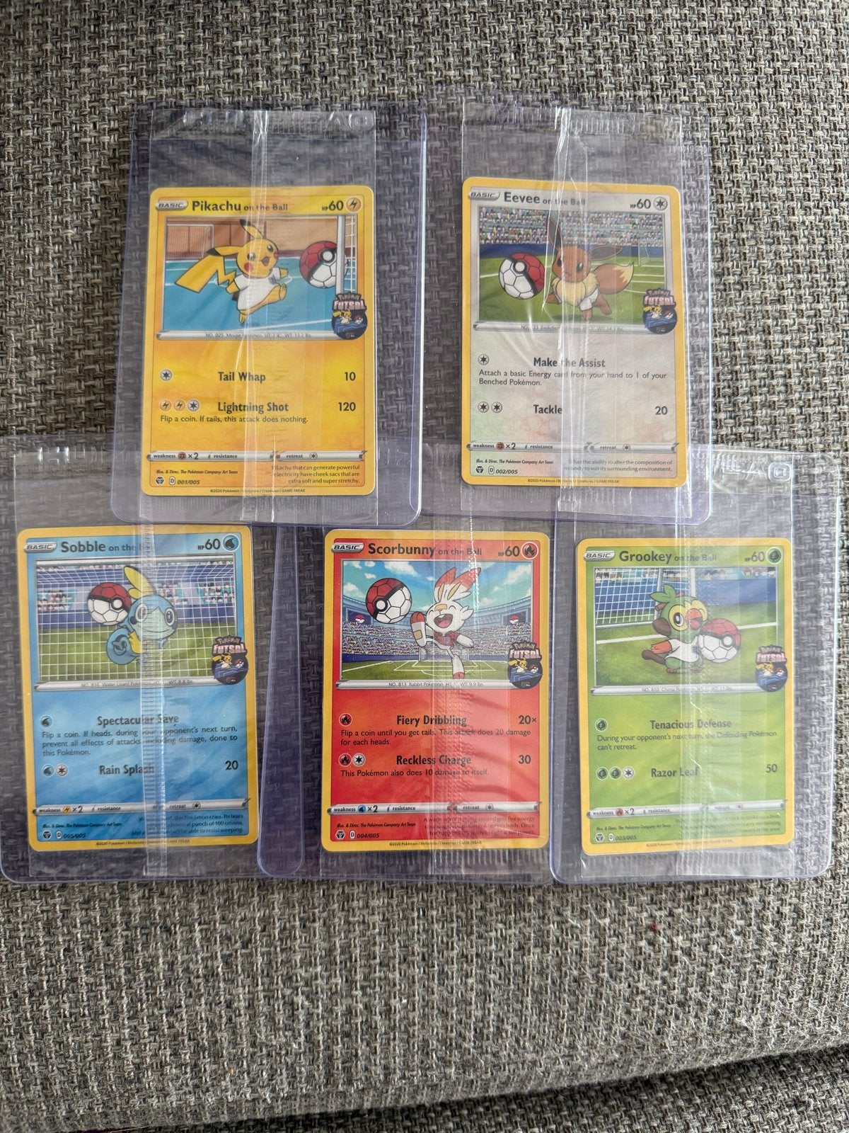 Pokémon sealed futsal Set (5 stuks), Verzenden, Zo goed als nieuw, Meerdere kaarten