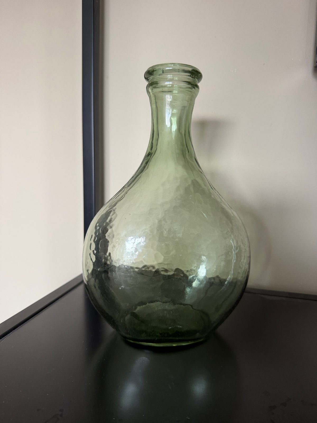 Groene glazen vaas met gehamerd effect, Ophalen, Zo goed als nieuw, Groen, Glas