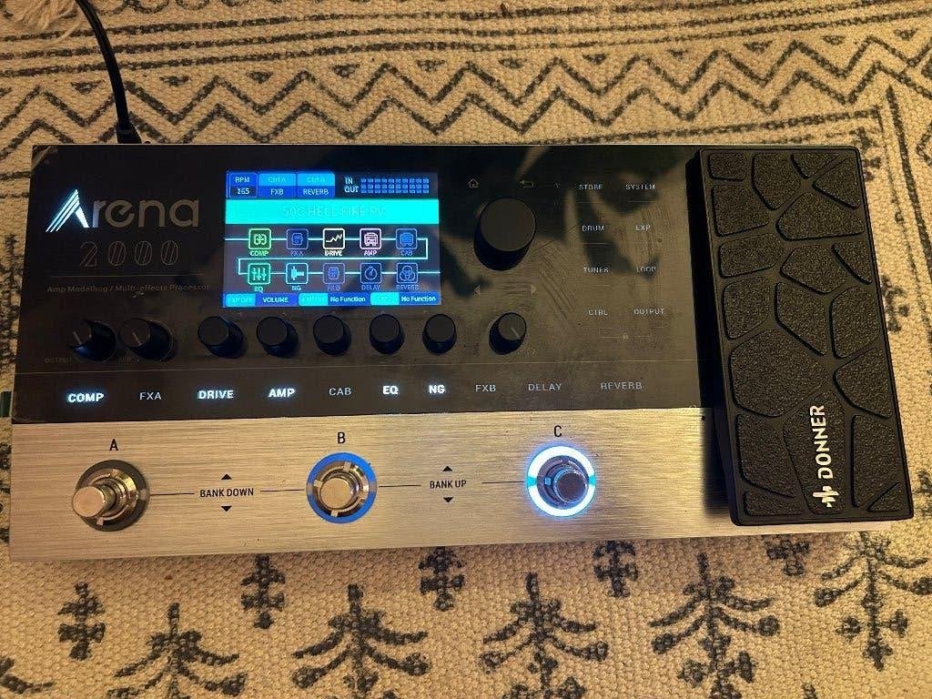 Donner Arena 2000 multi fx pedal modeller, Ophalen of Verzenden, Zo goed als nieuw