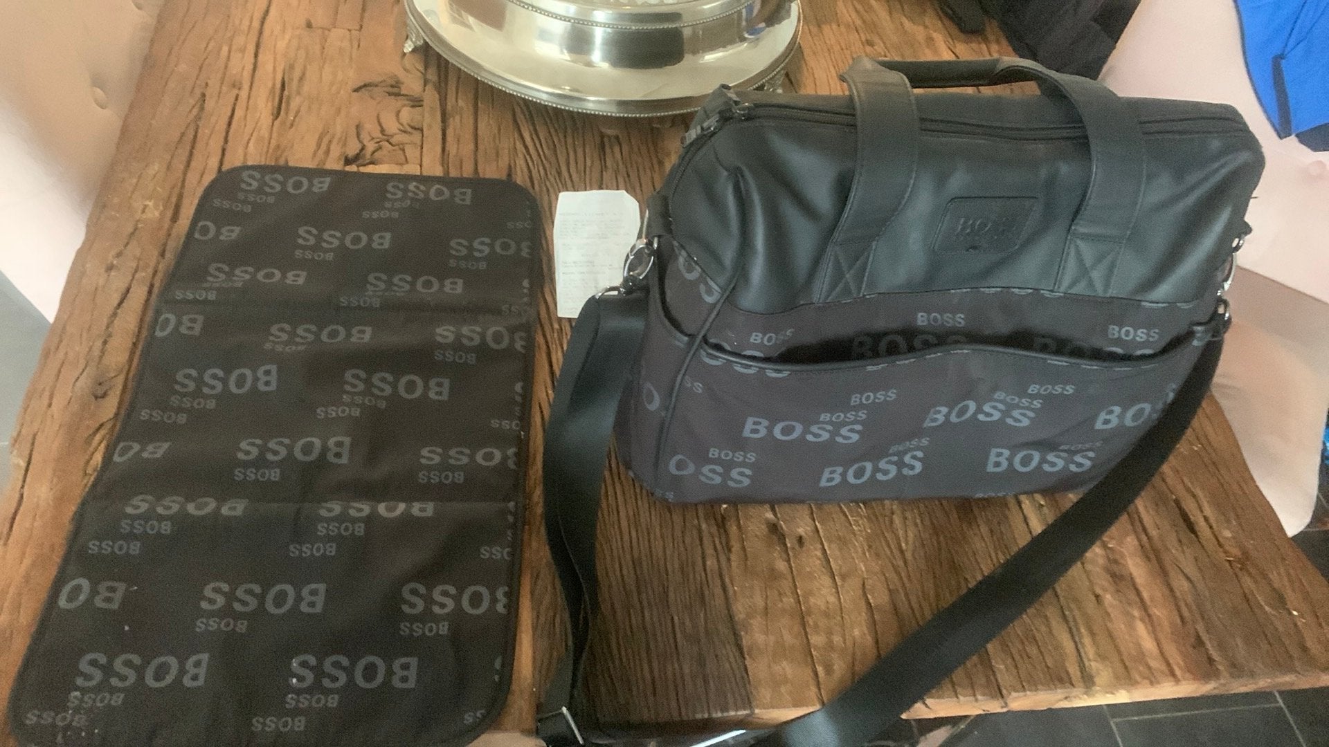 Mooie Hugo Boss luiertas, Ophalen of Verzenden, Zo goed als nieuw