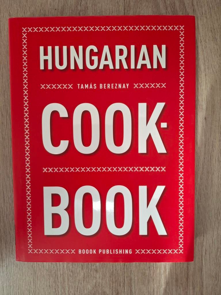 Hongaars Kookboek - Hardcover, Engelstalig, als nieuw, Ophalen of Verzenden