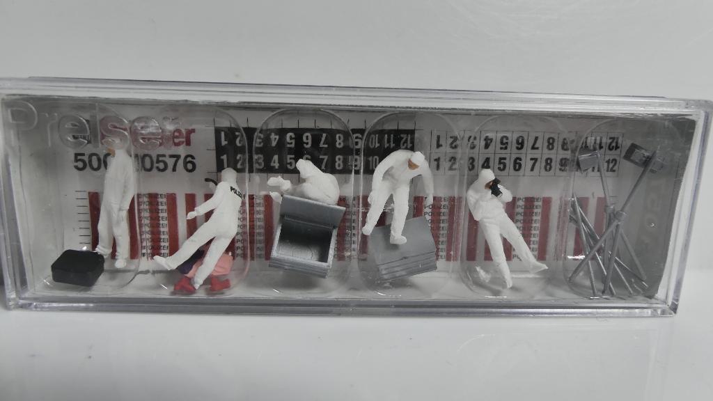 Preiser 1:87 H0 plaats delict / sporen onderzoek ovp 10576, Hobby en Vrije tijd, Modeltreinen | H0, Nieuw, Overige typen, Gelijkstroom of Wisselstroom