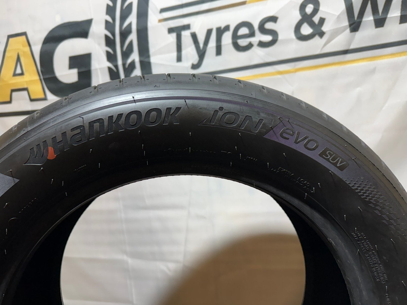 4x 235 55 R18 104W XL TO Hankook ion Evo SUV 235 55 18, 18 inch, Nieuw, Ophalen of Verzenden, 235 mm