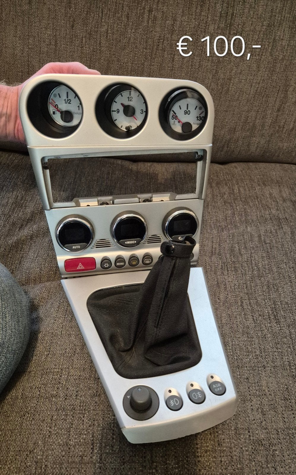 Alfa Romeo 156/GT Middenconsole met Meters en Pookhoes, Ophalen