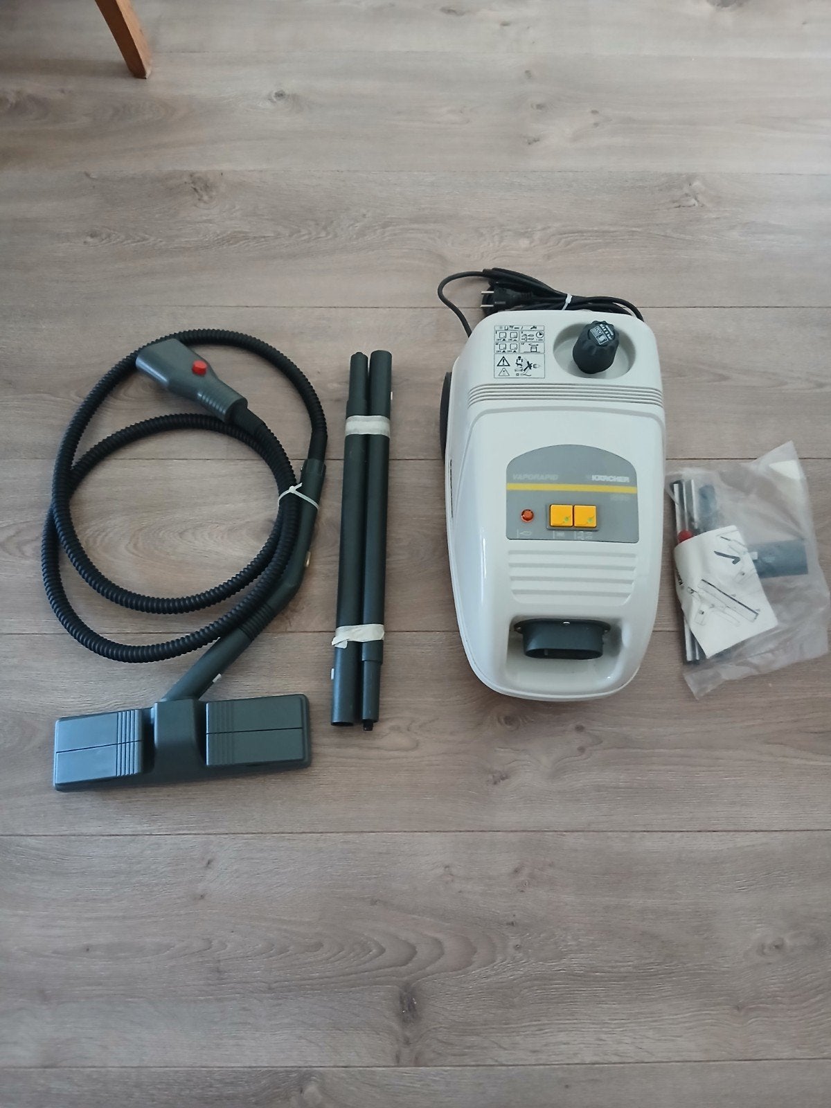 Karcher vaporapid 1000 + toebehoren, Ophalen, Zo goed als nieuw, Stoomreiniger