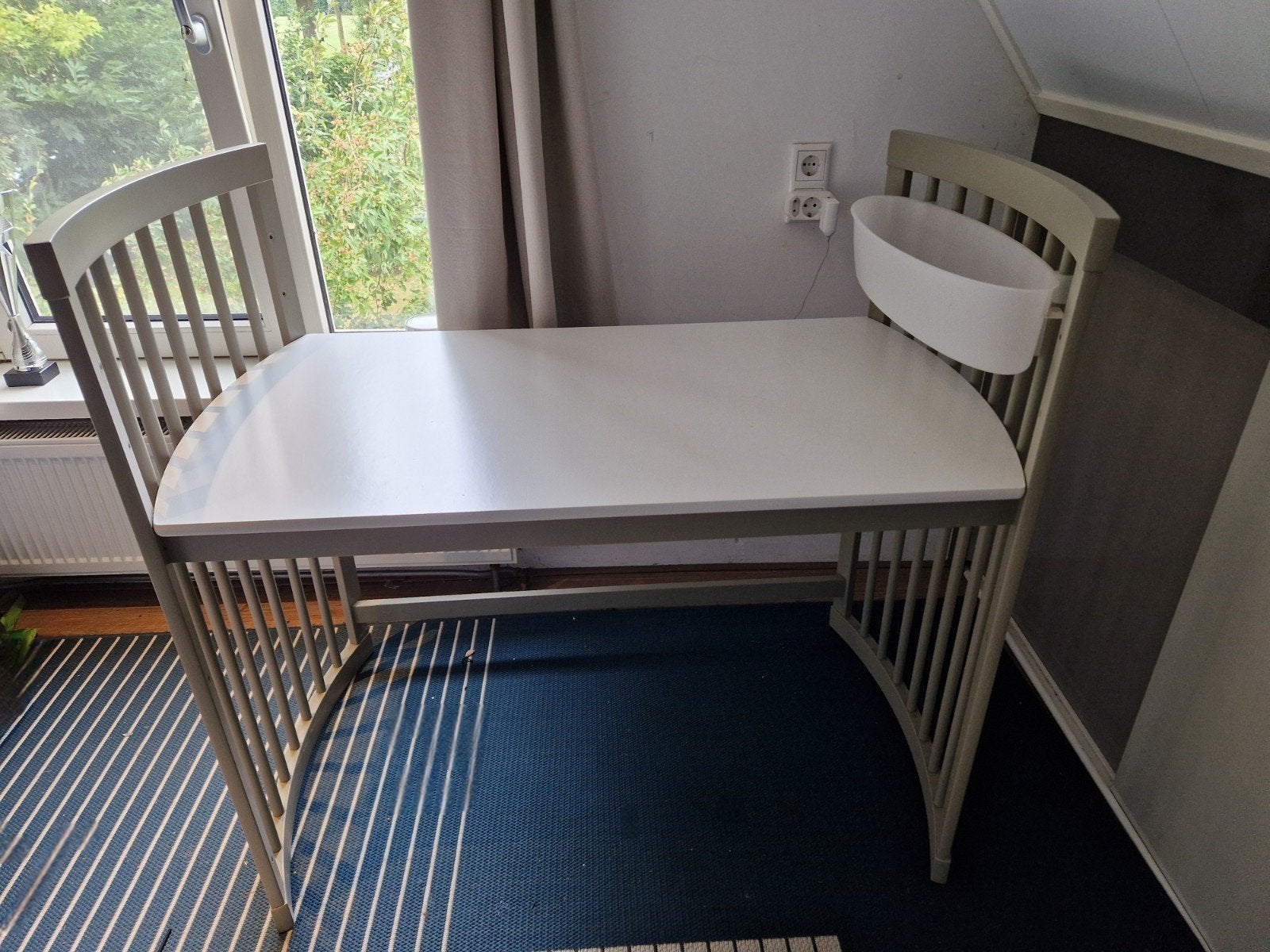 Stokke commode / bureau, Ophalen, 50 tot 70 cm, Voetruimte, 100 cm of meer