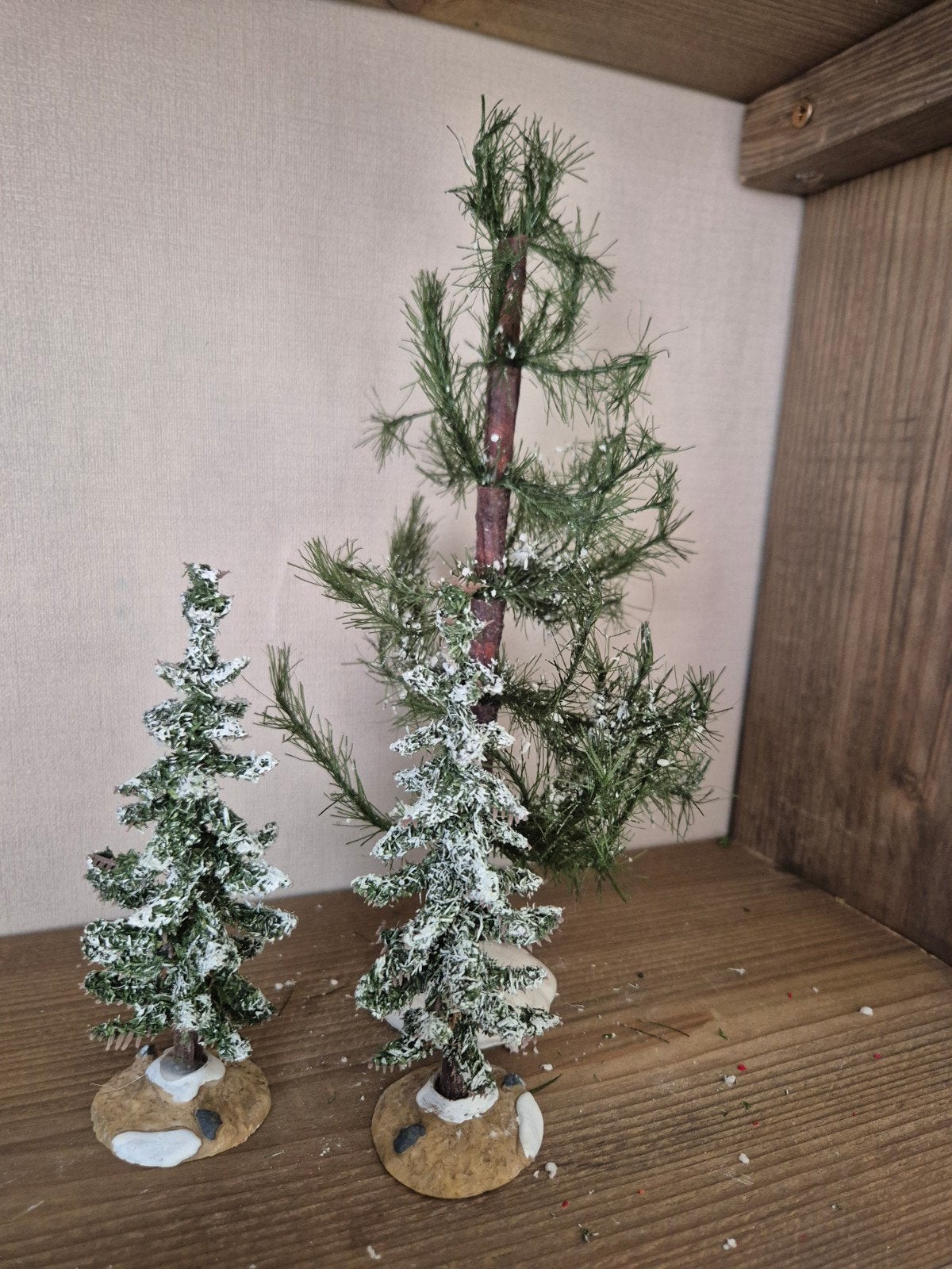 lemax aparte bomen set kerstdorp kersthuisjes, Diversen, Kerst, Ophalen of Verzenden, Zo goed als nieuw